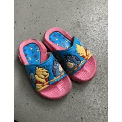 Disney slippers maat 24