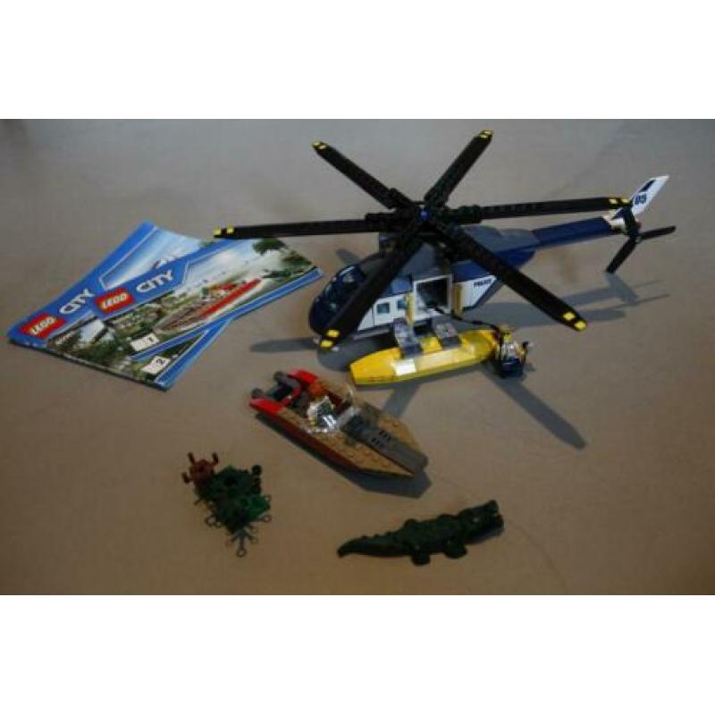 lego City Helikopter Achtervolging 60067 met mooie speedboot