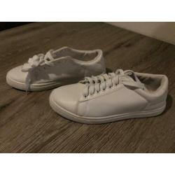 Witte gympen/ sneakers - maat 44