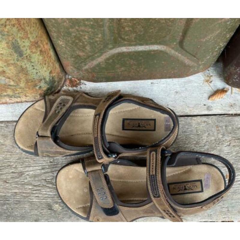 Licht bruine leer leren Montrex sandalen 44 kast opruiming