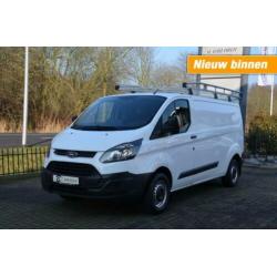 Ford TRANSIT CUSTOM 2.2 TDCI L2 H1 125PK 2800 trekgewicht