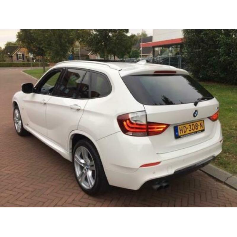 BMW X1 E84 2.0i AUT-f1/PAN/NAVI/XDRIVE/MPAKK (bj 2012)