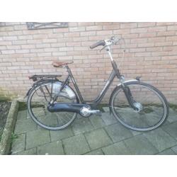 Gazelle orange plus 28 inc. Frame maat 57. 7 versnellingen.