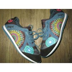 DESIGUAL ! Aparte sneakers mt 38.