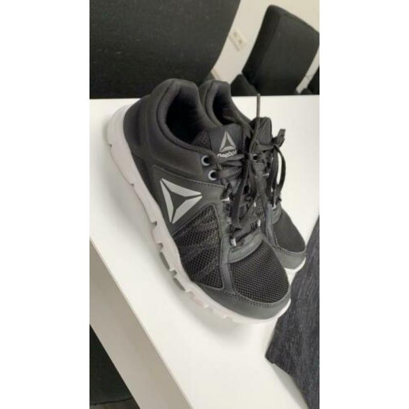 Reebok sportschoenen mt 38