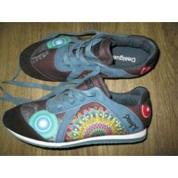 DESIGUAL ! Aparte sneakers mt 38.