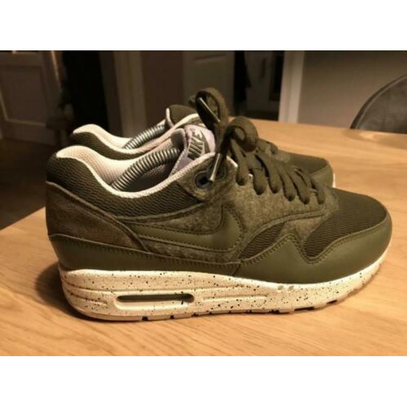 Nike WMNS Air Max 1 Dark Loden Medium Olive Maat 38