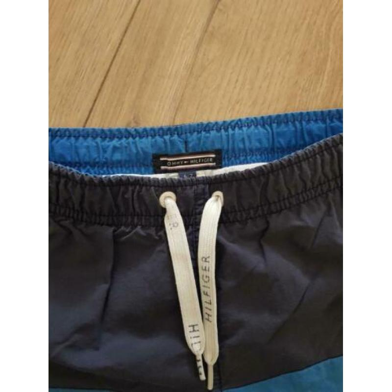 Tommy Hilfiger zwemshort mt. 6-7 jr