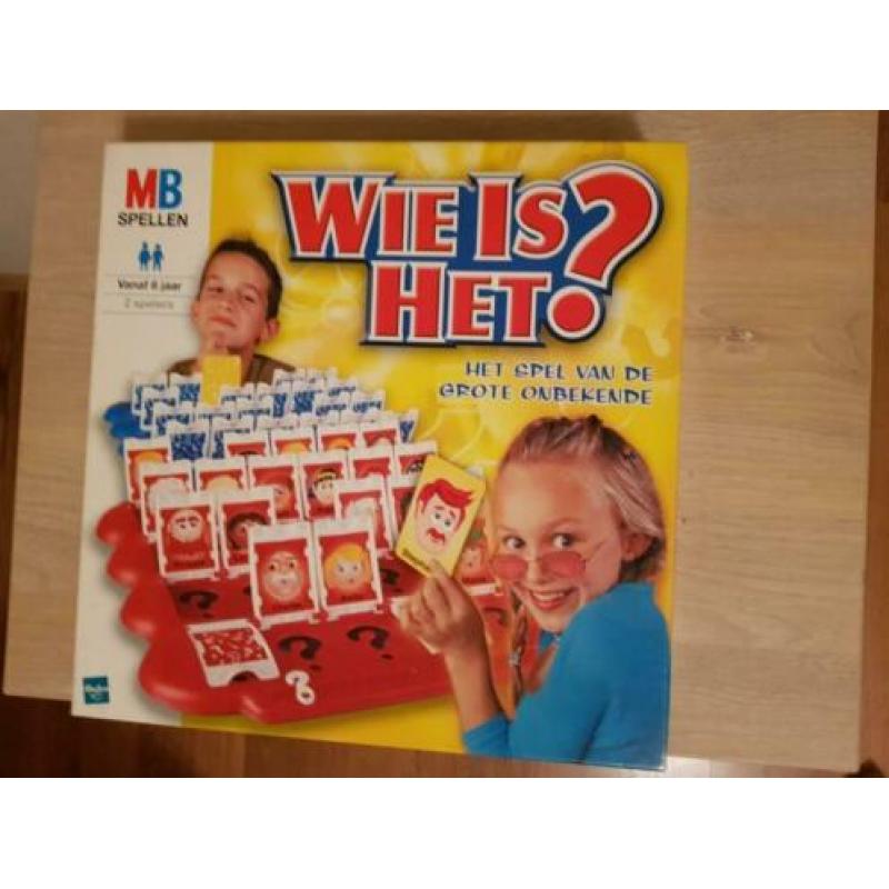 Een grote doos vol (+/- 25) spellen