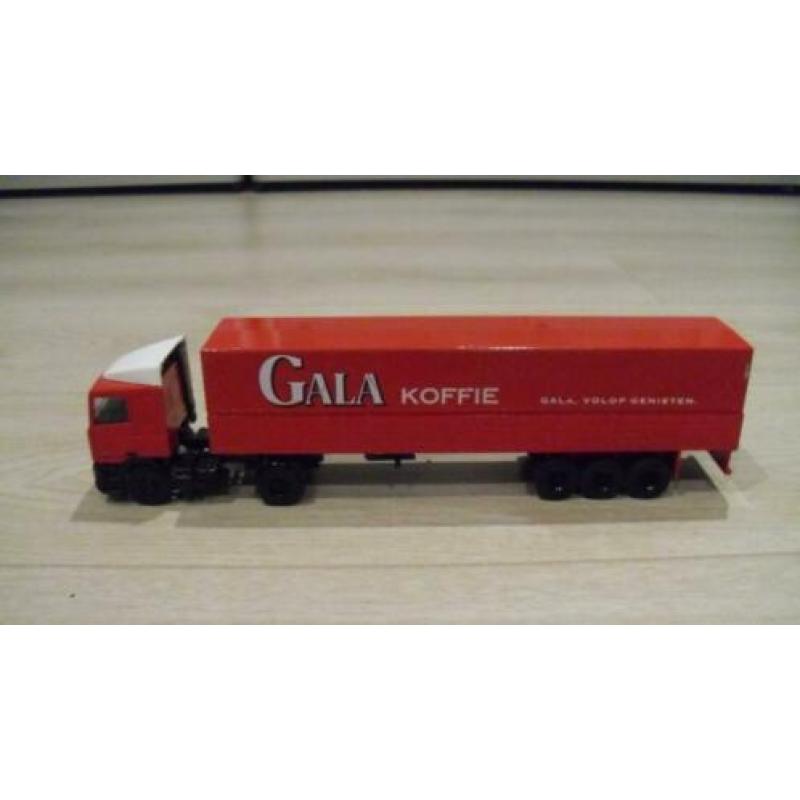 Te koop lion toys daf 95 400 ati gala koffie schaal 1:50