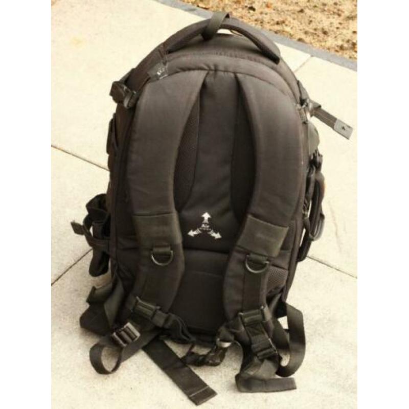 Zeer ruime en robuuste Vanguard up rise 46 backpack rugtas