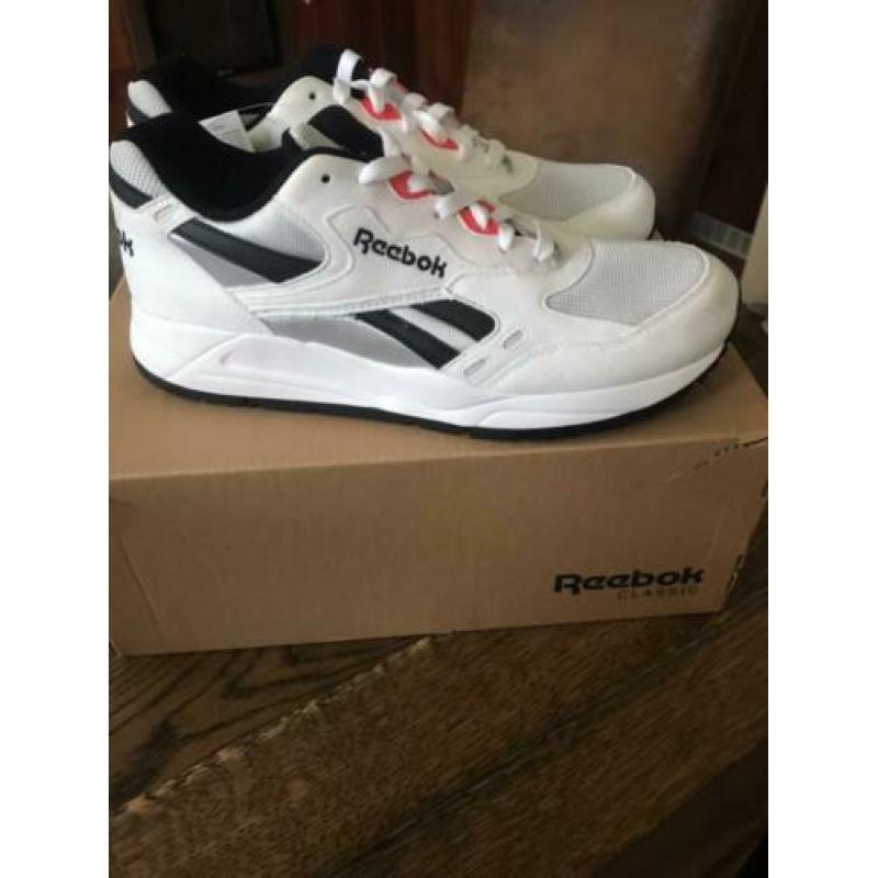 Reebok sneakers! Nieuw maat 41 uni