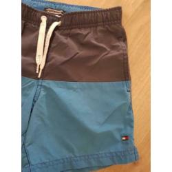 Tommy Hilfiger zwemshort mt. 6-7 jr