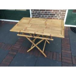 Bamboe tafel