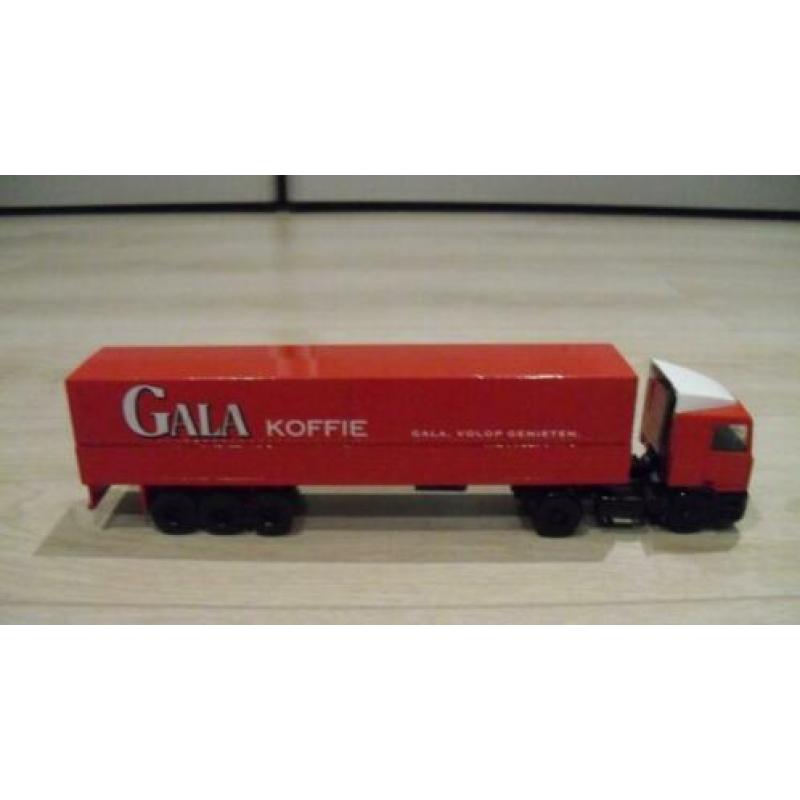 Te koop lion toys daf 95 400 ati gala koffie schaal 1:50