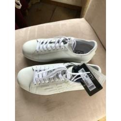 Gloednieuwe Armani sneakers maat 40