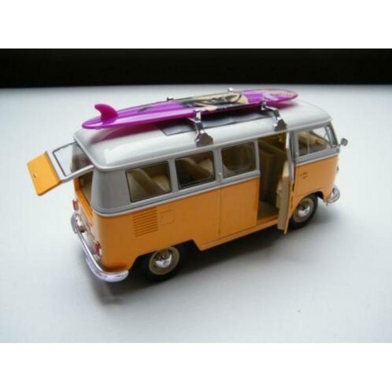 Volkswagen bus T1 Transsporter + Surfboard Welly 1:24