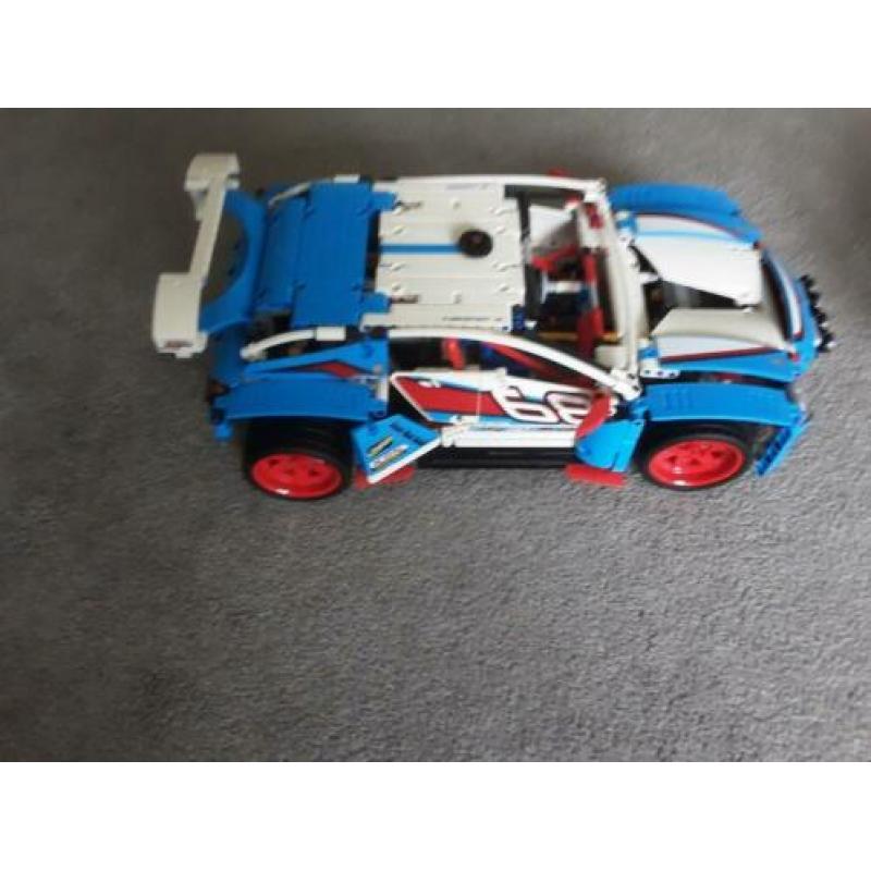 Lego technic rally auto 42077