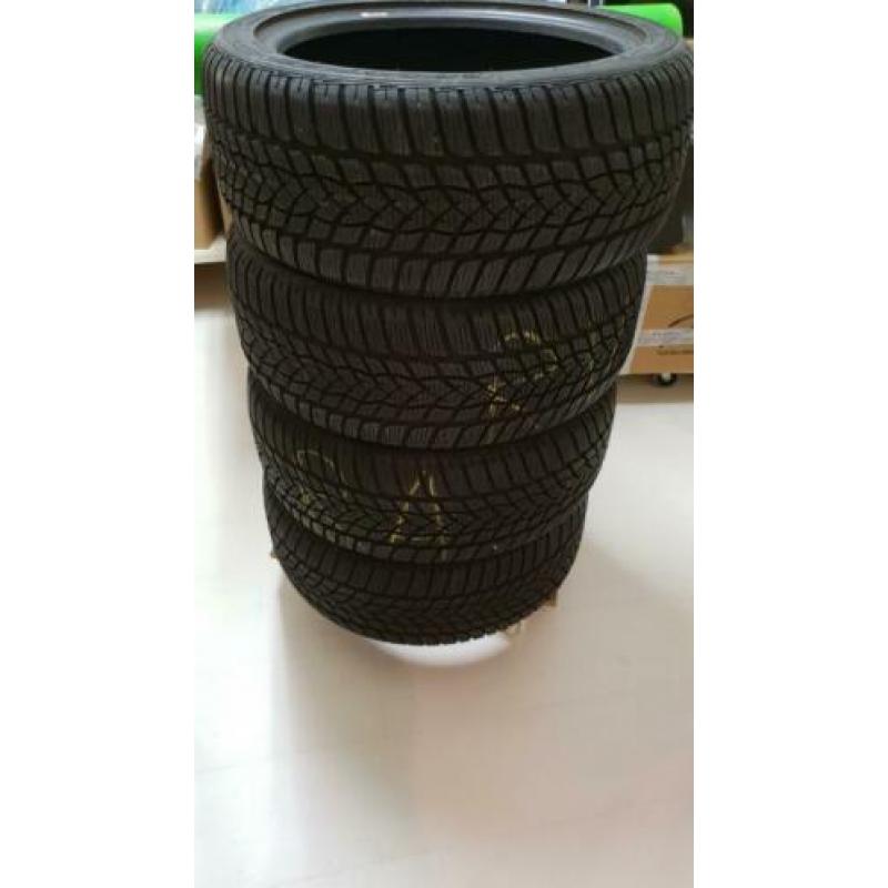 Car Goodyear Winter Tire set