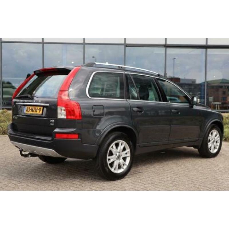 Volvo XC90 2.4 D5 Momentum | Stoelverwarming | Schuifdak | N