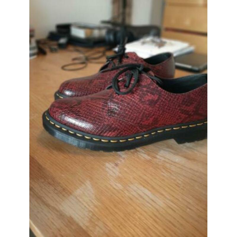 Dr. Martens maat 39