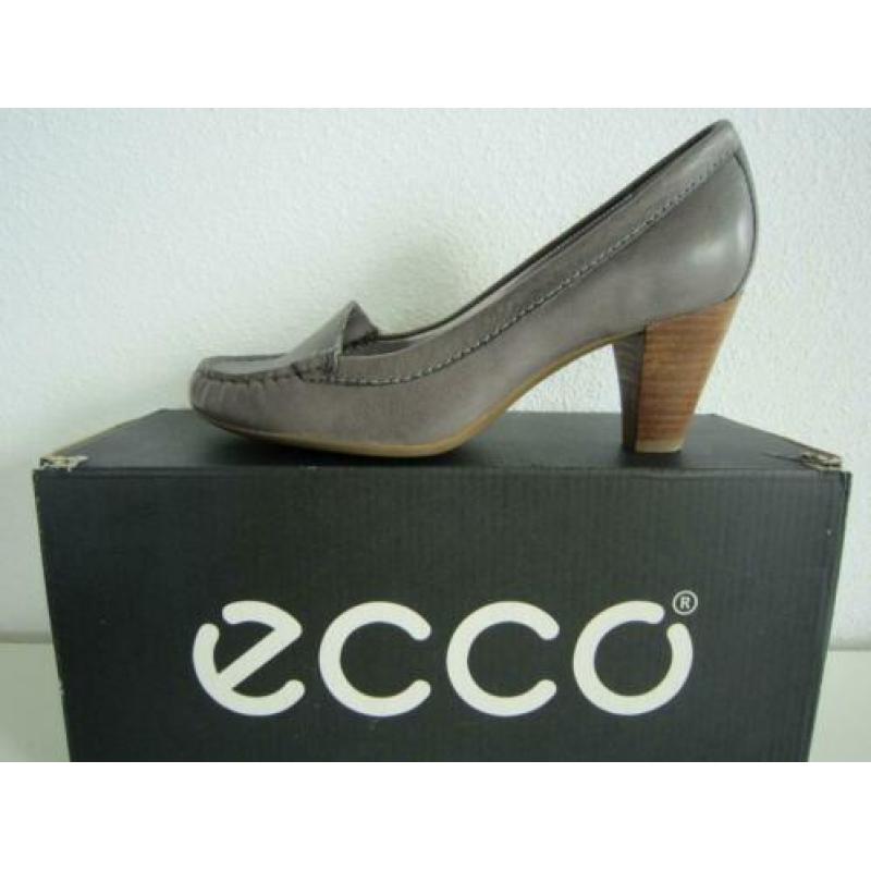 Ecco pump maat 37