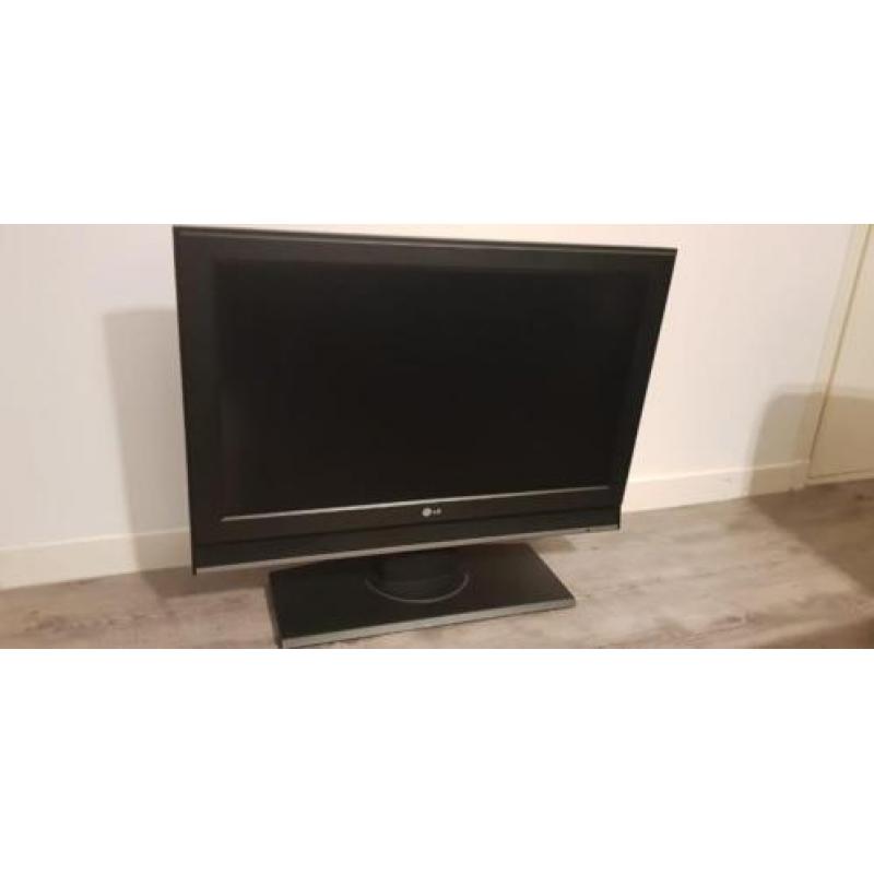 LG LCD TV 32 inch