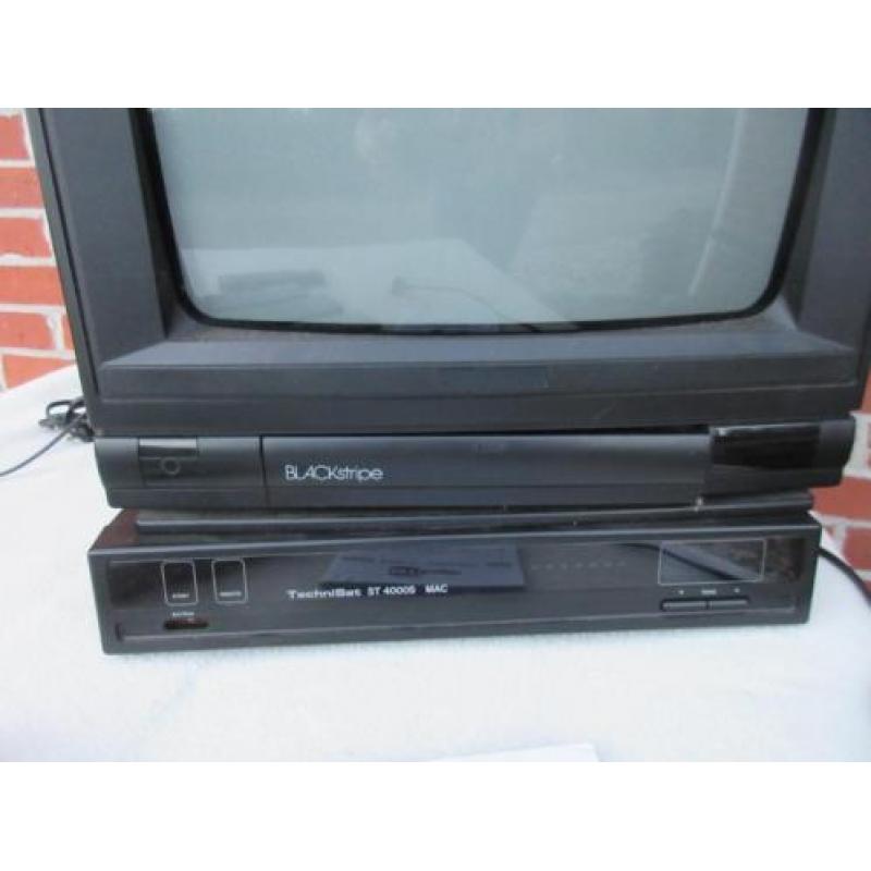 kleine tv blackstripe incl.videorecorder / ontvanger etc.