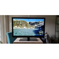 Mooie lg 42LE7300 full hd chromecast