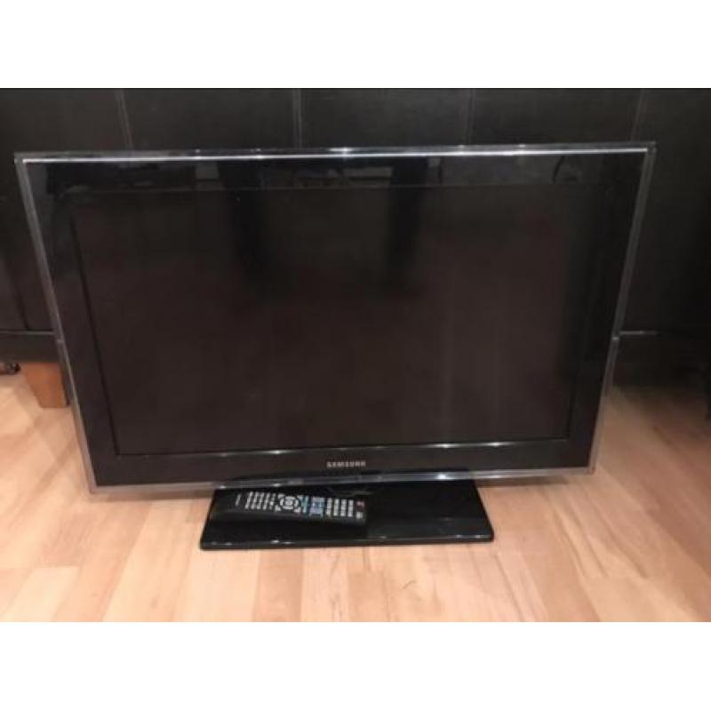 Mooie Samsung tv 32 inch onbeschadigde televisie