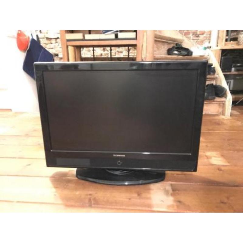 LCD TV Techwood Televisie 26" 66cm