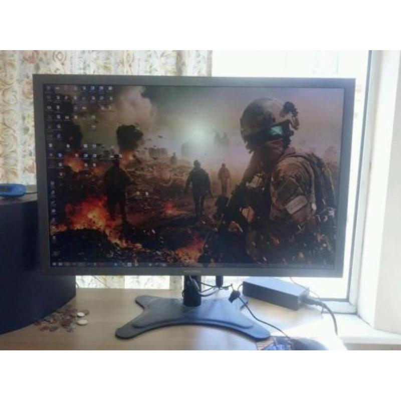 Hazro HZ30 WiE IPS 30 inch AdobeRGB Pro Monitor 2560x1600