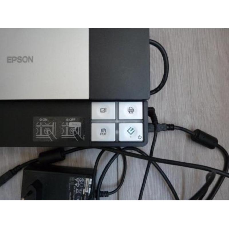 Epson scanner V200 photo