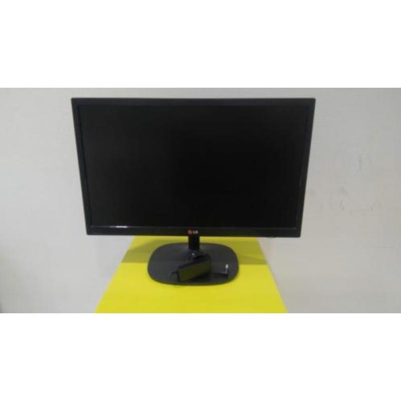 2x LG monitoren 23.5 inch