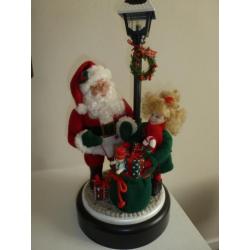 Holiday creations / kerstman met kind