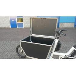 Urban Arrow Denting Flightcase Cargo L elektrische bakfiets