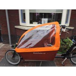 Regenhoes, tent oranje, bakfiets,nl cargo long