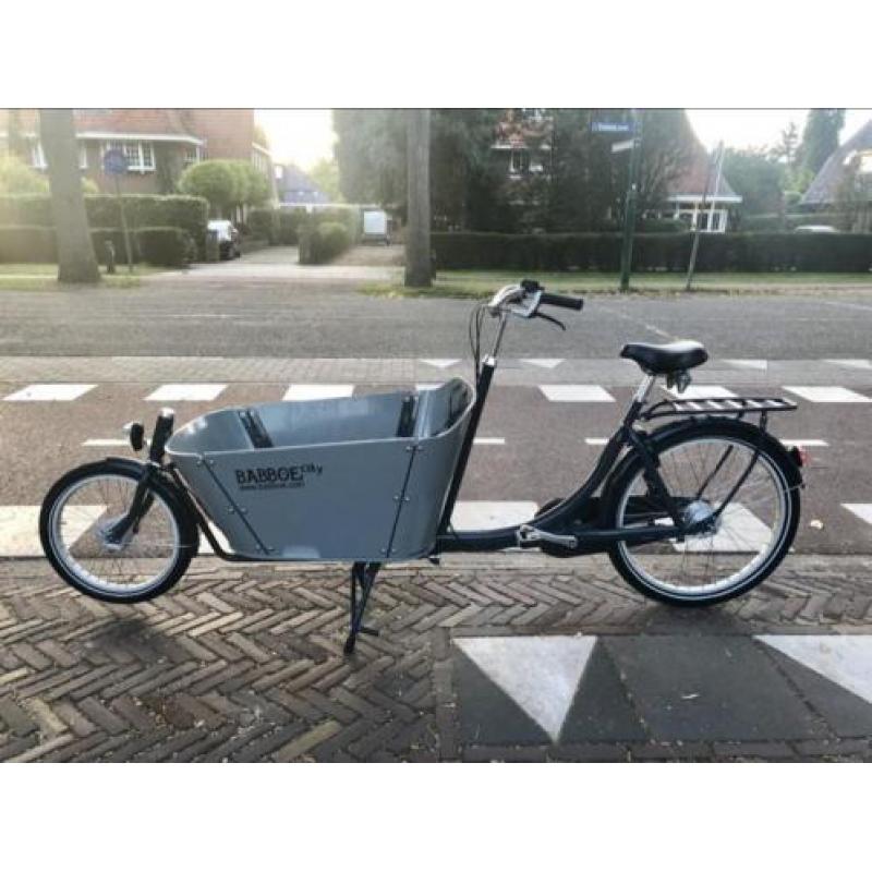 Nette Babboe City bakfiets met 7 versnellingen