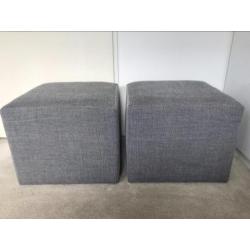 2x kleine hocker / poef / kubus / voetenbank (design)