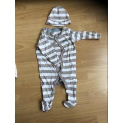 Babykleding maat 50