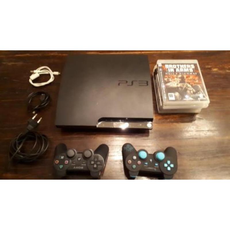 PS3 + 2 controllers + 5 spellen