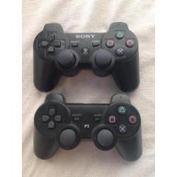 Sony Playstation 3 500GB 2 controllers met doos en 12 games